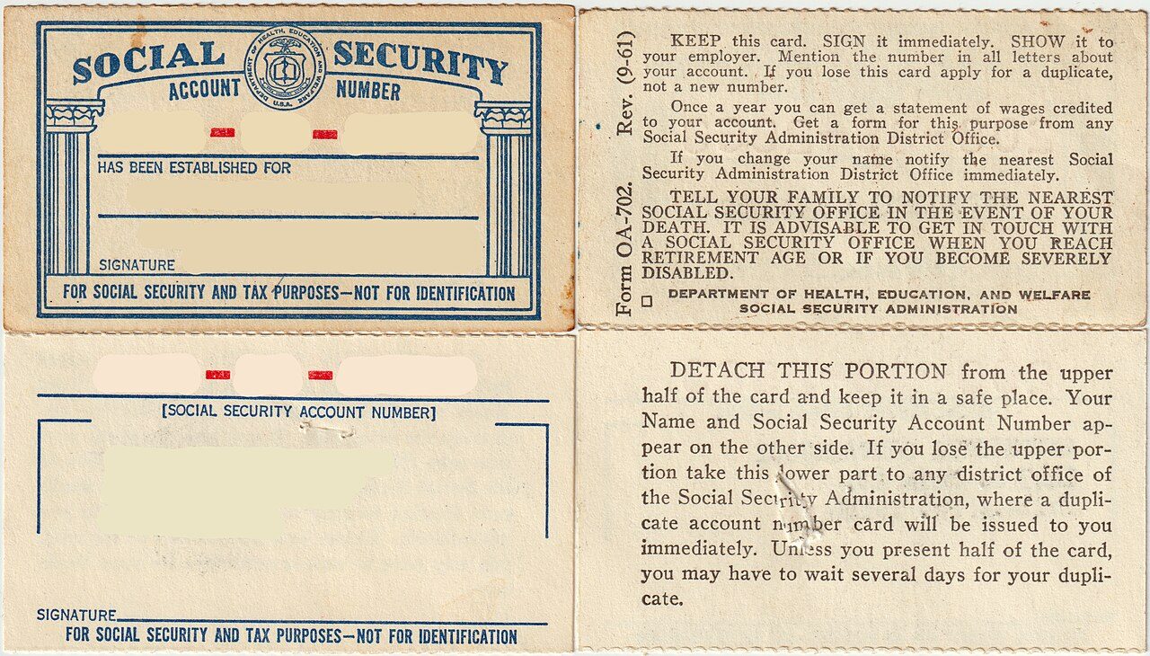 Front and back of a 1961-revision Social Security card showing its printed legend