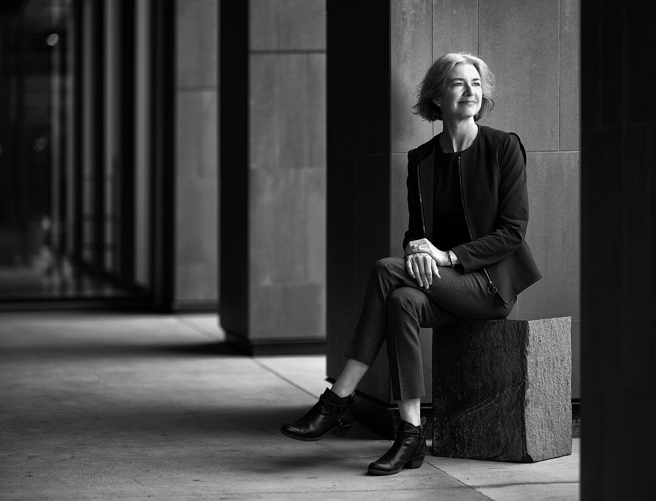 Portrait of Jennifer Doudna, co-discoverer of CRISPR-Cas9 gene editing
